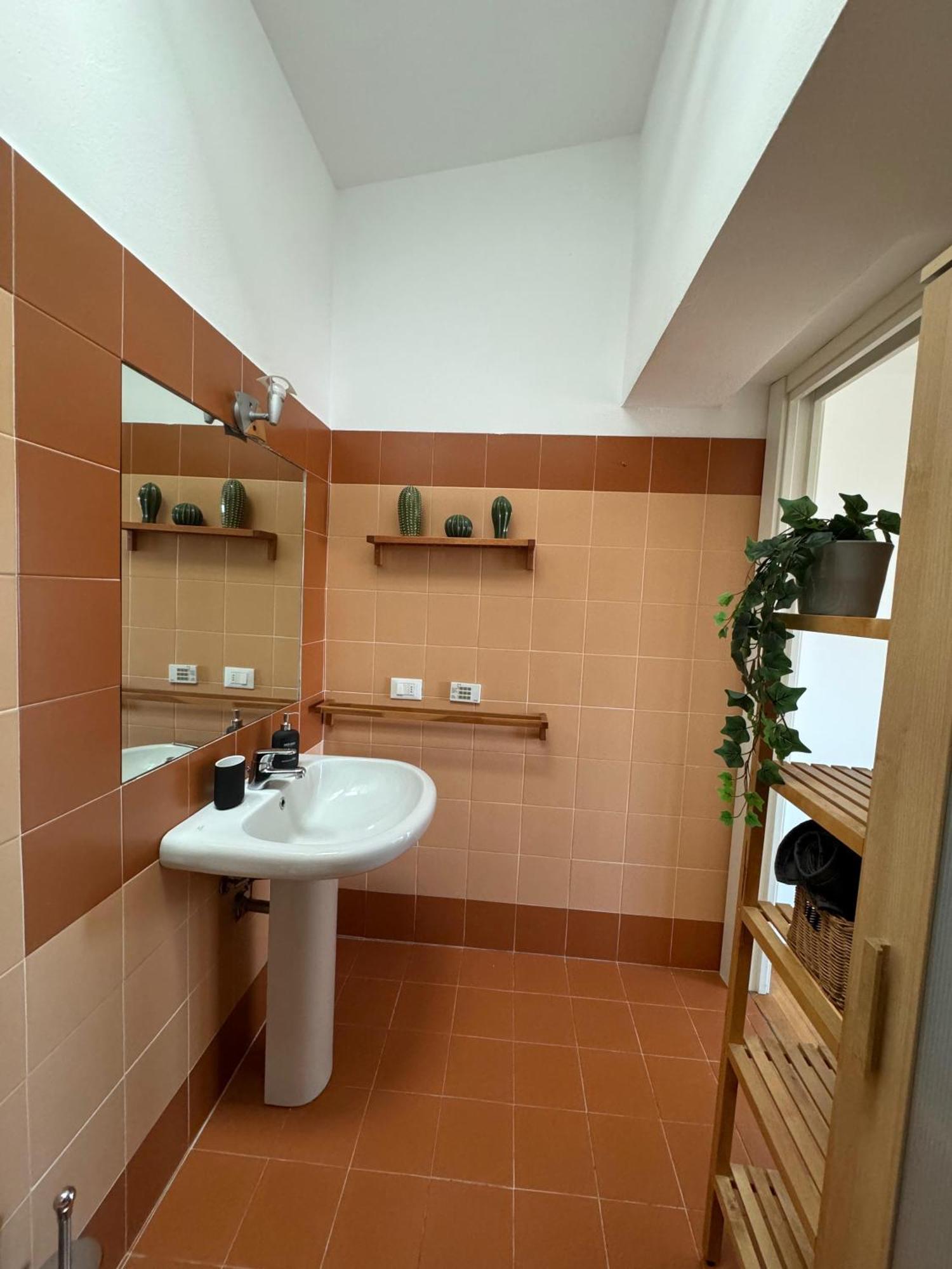 Appartamento Isola- Attico Con Balcone Milán Exterior foto